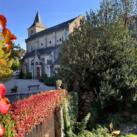 D'hotes L'arche D'yvann Bed & Breakfast *